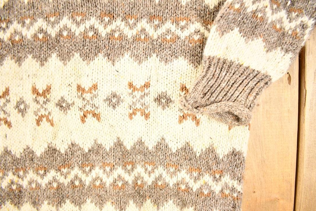 Vintage 1990s St Johns Bay Knit Abstract Pattern Crewneck Sweater Women's XL from propervintagecanada
