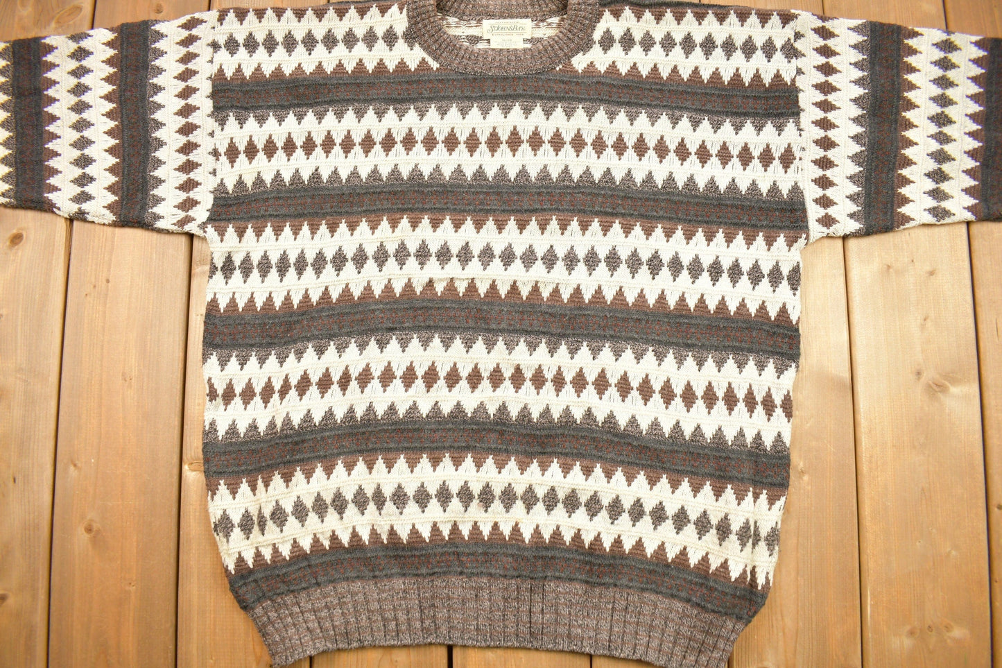 Vintage 1990s St. Johns Bay Knitted Pattern Crewneck Sweater Men's XL from propervintagecanada