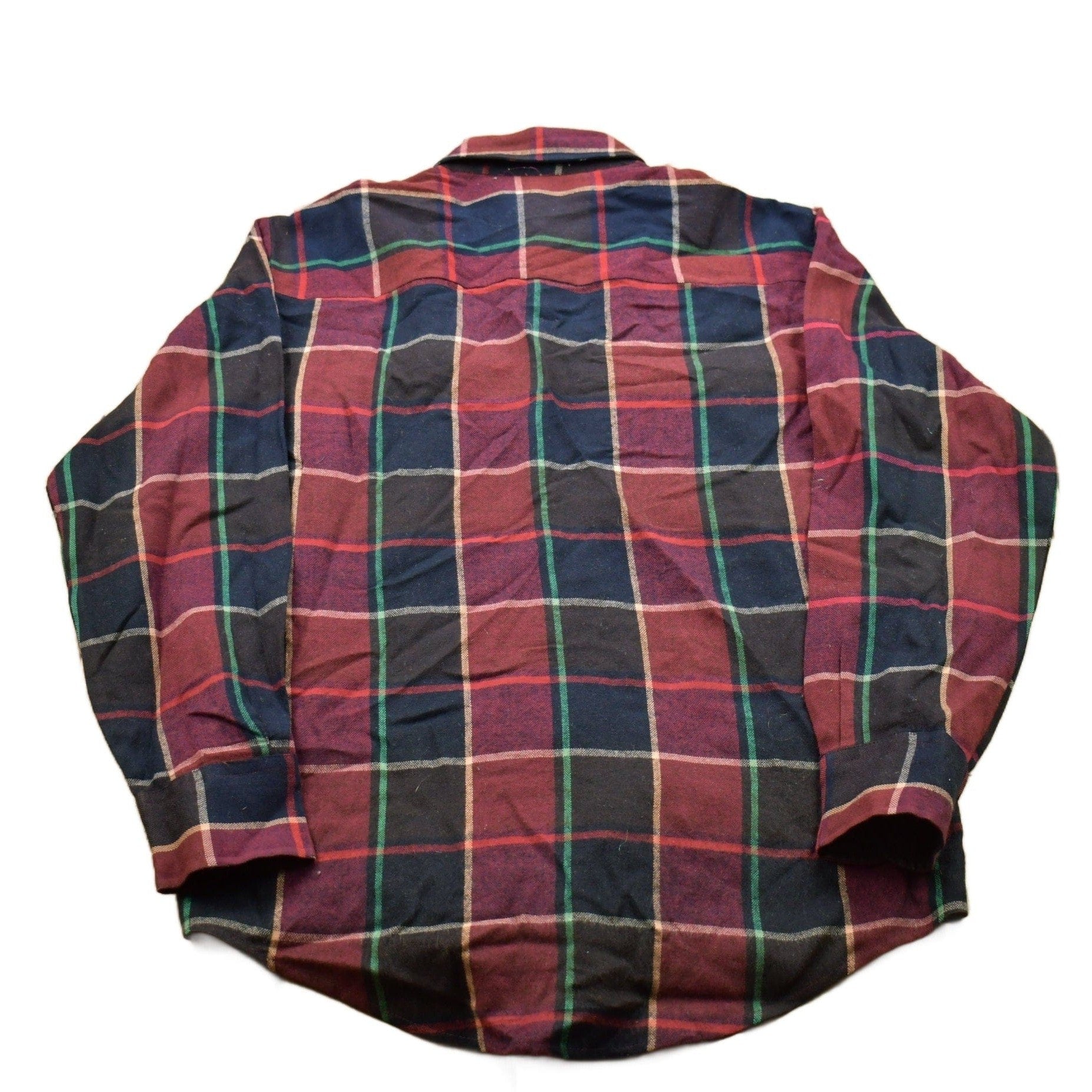 Vintage 1990s St Johns Bay Plaid Flannel Button Up Shirt Men's Medium from propervintagecanada
