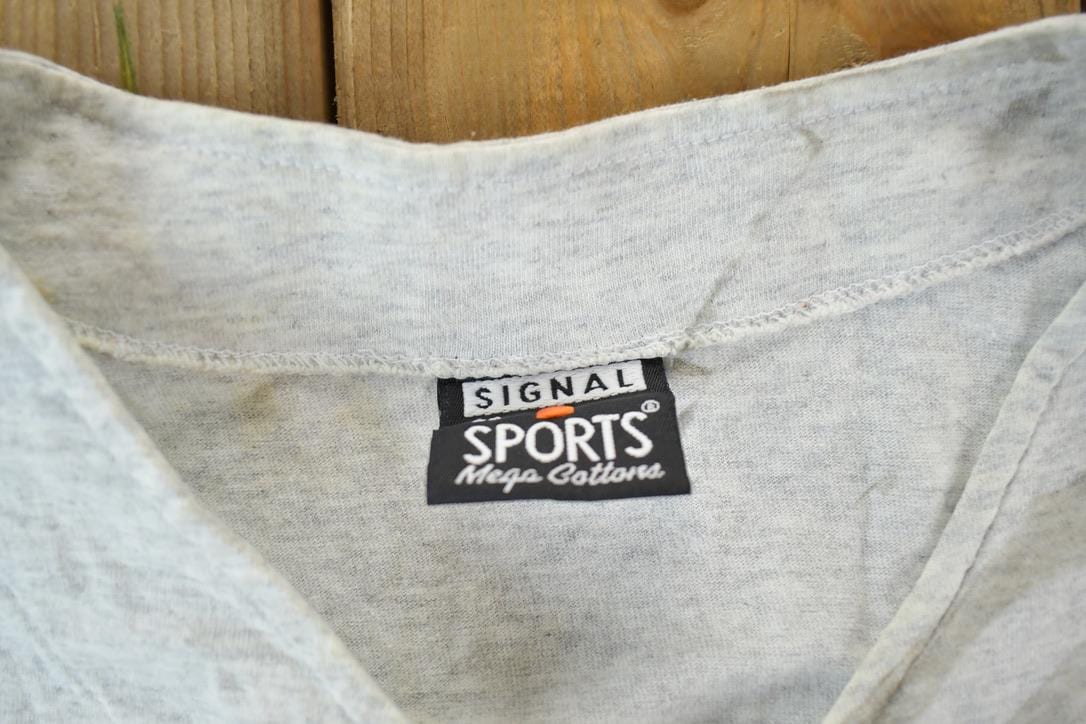 Vintage 1990s St Josephs Wildcats Baseball Style Signal Sports Button Up Souvenir Single Stitch Graphic Print T-Shirt Made In USA Men's XL from propervintagecanada