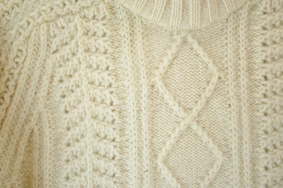 Vintage 1990s St Michael 100% Cable Knit Wool Knit Sweater Men's Large from propervintagecanada