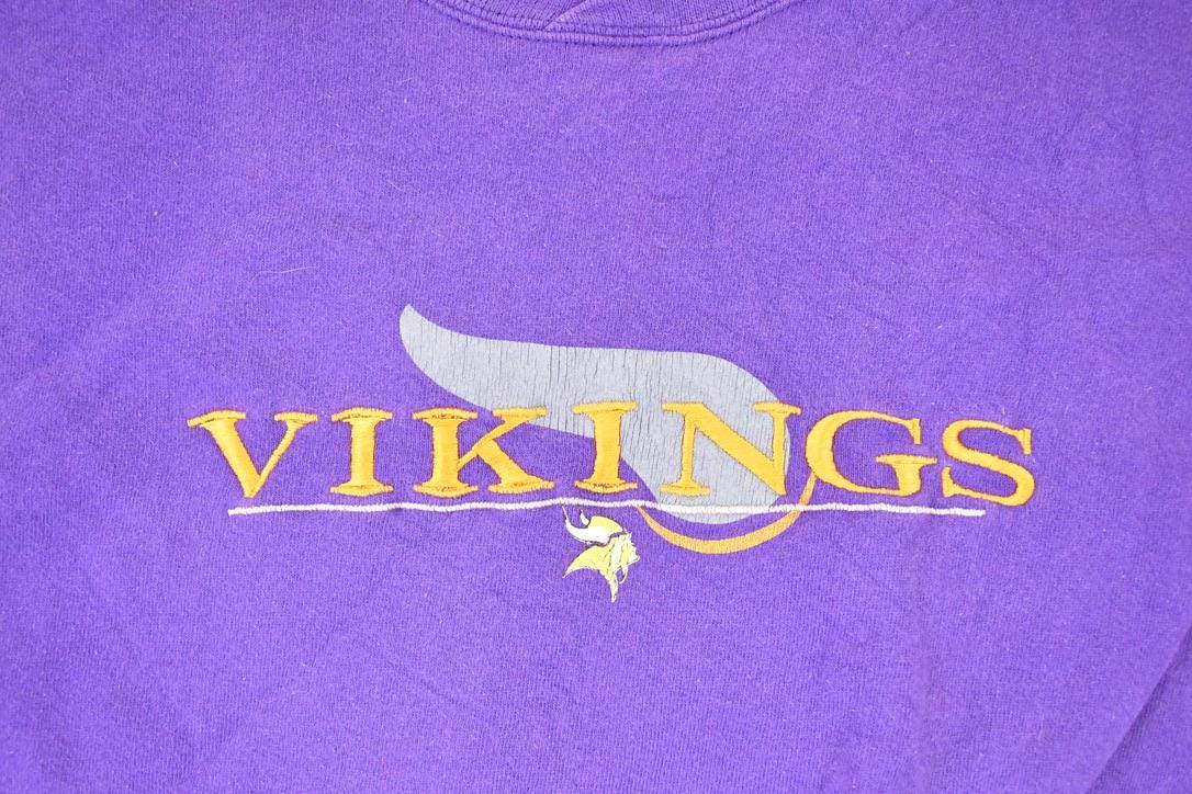 Vintage 1990s Starter Minnesota Vikings Embroidered NFL Crewneck Sweatshirt Mens XL from propervintagecanada