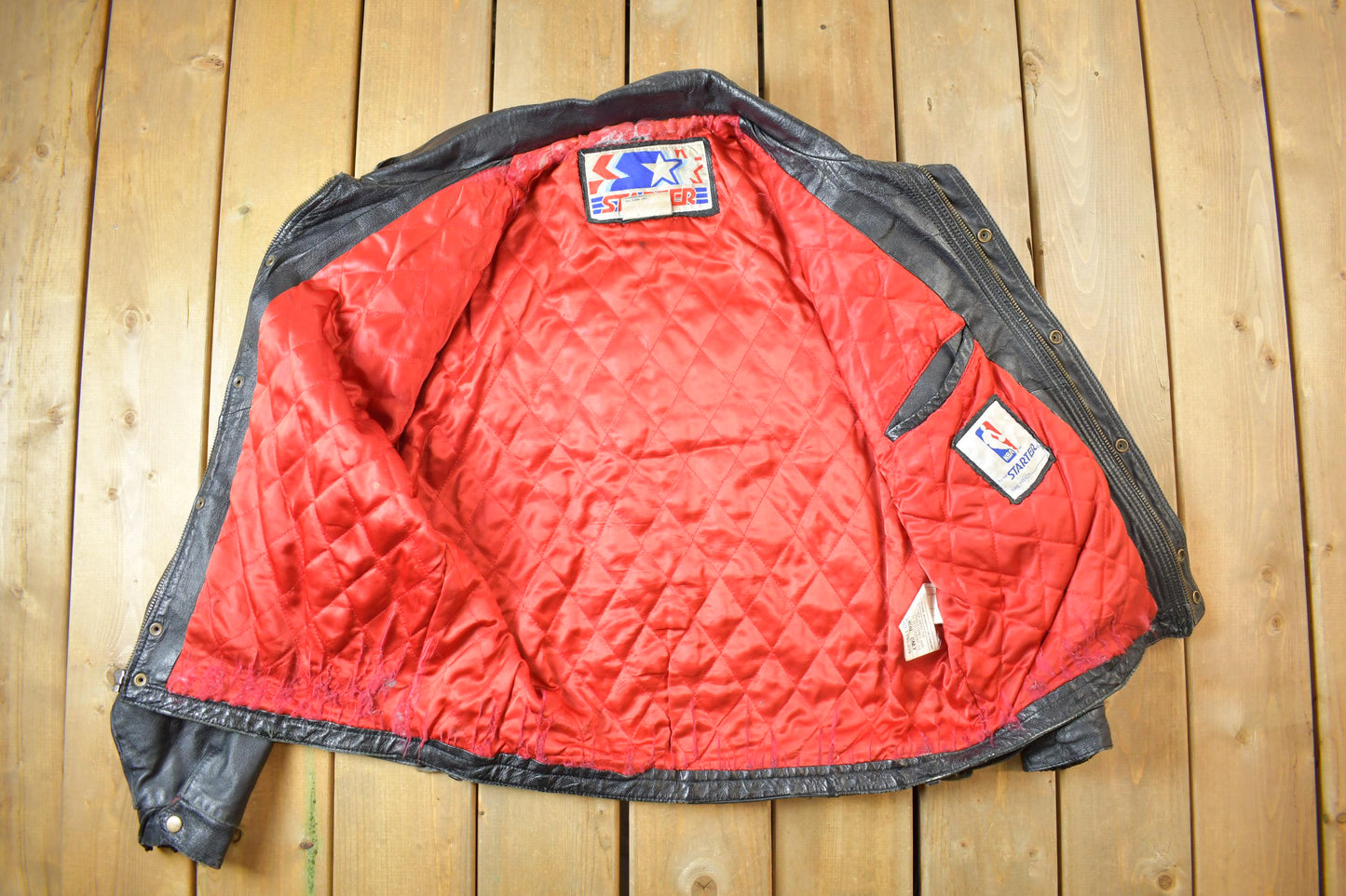 Vintage 1990s Starter NBA Chicago Bulls Leather Jacket from propervintagecanada