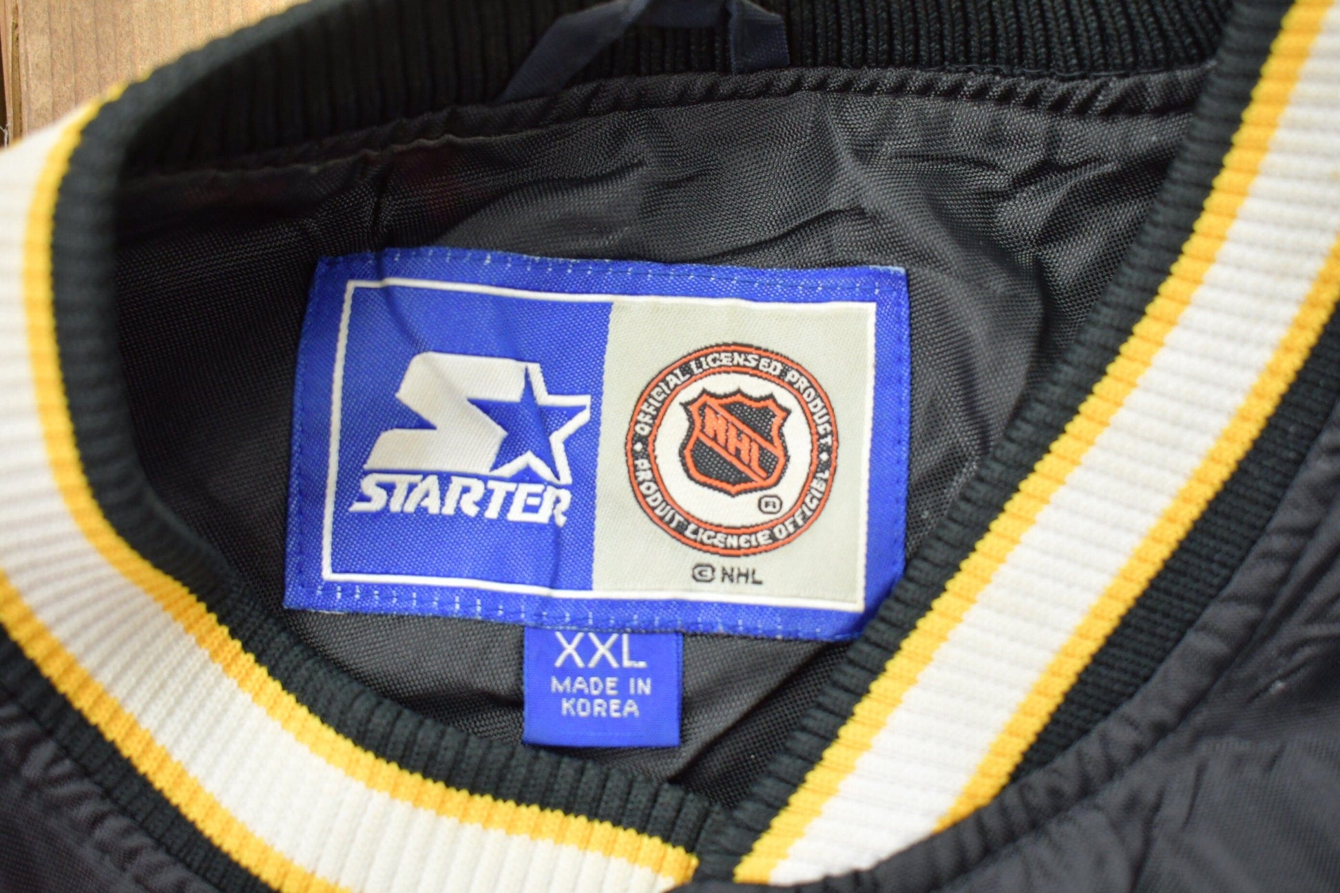 Vintage 1990s Starter Pittsburgh Penguins NHL Windbreaker Jacket Men's 2XL from propervintagecanada
