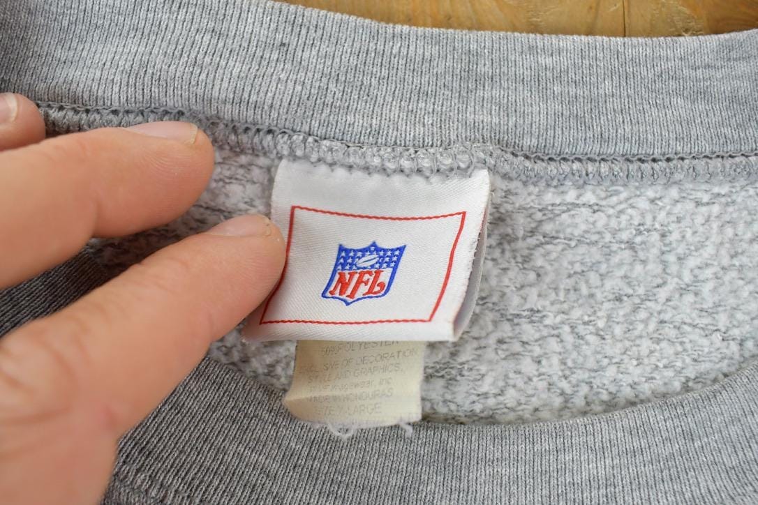 Vintage 1990s Steelers D Fence NFL Crewneck Sweatshirt Men's XL from propervintagecanada