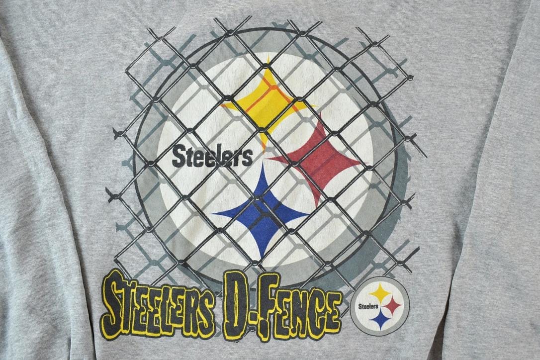 Vintage 1990s Steelers D Fence NFL Crewneck Sweatshirt Men's XL from propervintagecanada