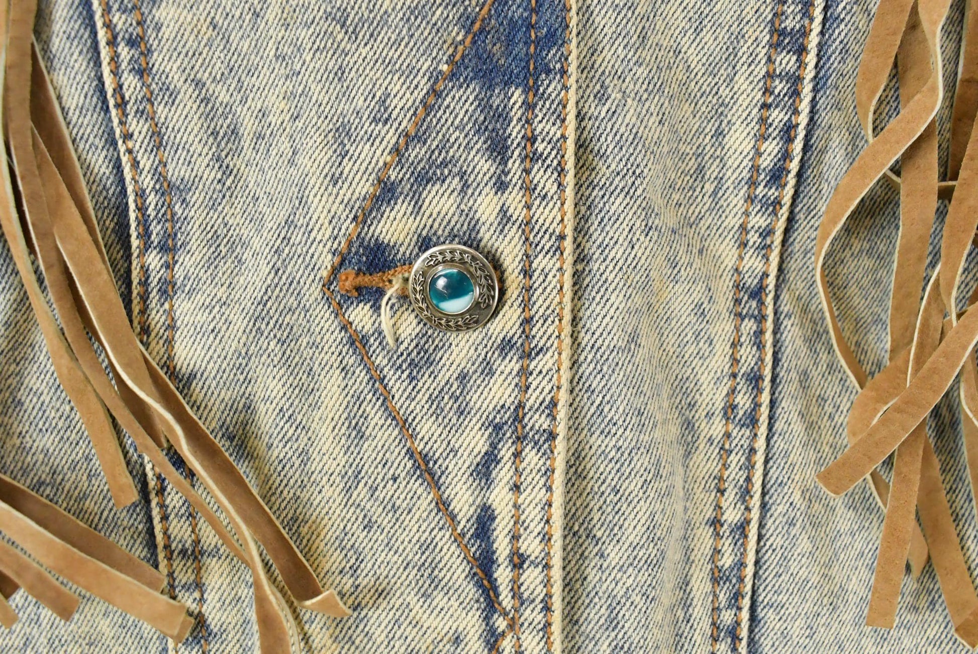 Vintage 1990s Stefano Western Denim Jean Jacket Women's XL / Vintage Denim / Leather Tassles / Vintage Fall Outerwear / Fall Jacket from propervintagecanada
