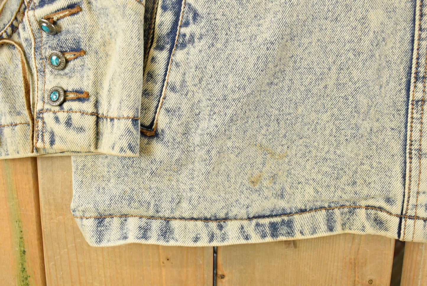 Vintage 1990s Stefano Western Denim Jean Jacket Women's XL / Vintage Denim / Leather Tassles / Vintage Fall Outerwear / Fall Jacket from propervintagecanada
