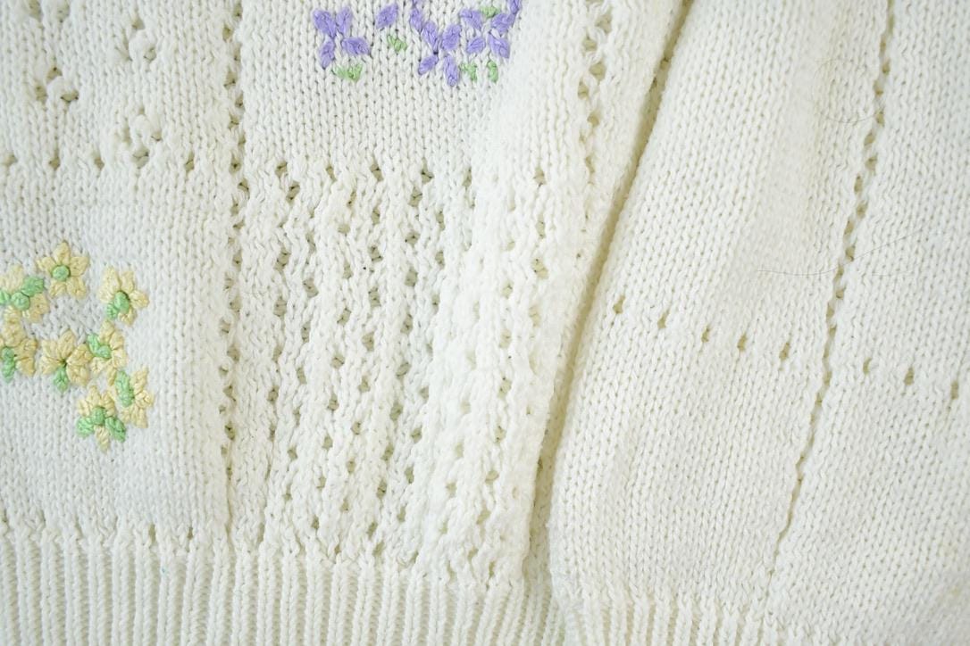 Vintage 1990s Stevemore Knit Abstract Pattern Crewneck Sweater Women's M from propervintagecanada