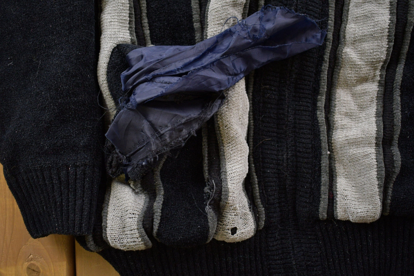 Vintage 1990s Striped Wool Zip Up Sweater Men's Medium from propervintagecanada