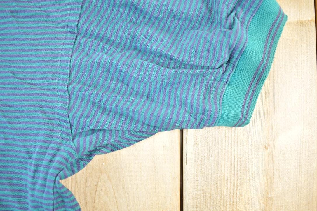 Vintage 1990s Structure Striped Grunge T-Shirt Mens Small from propervintagecanada