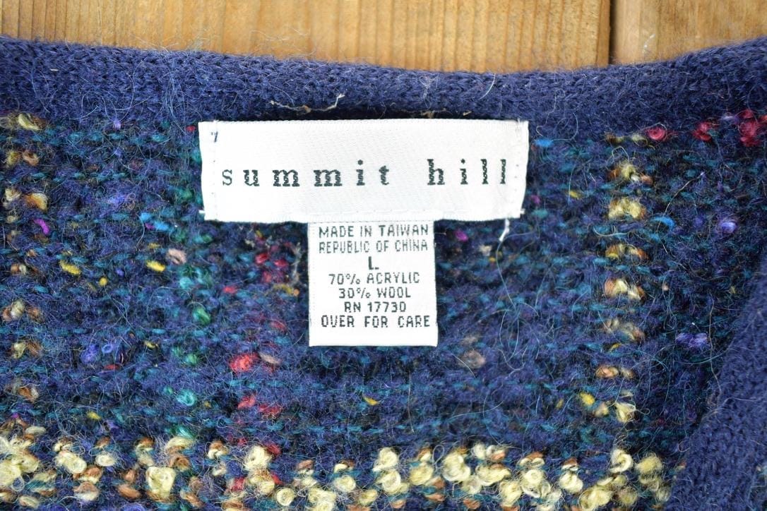 Vintage 1990s Summit Hill Chunky Wook Knit Abstract Pattern Button Up Cardigan Sweater Womens L from propervintagecanada