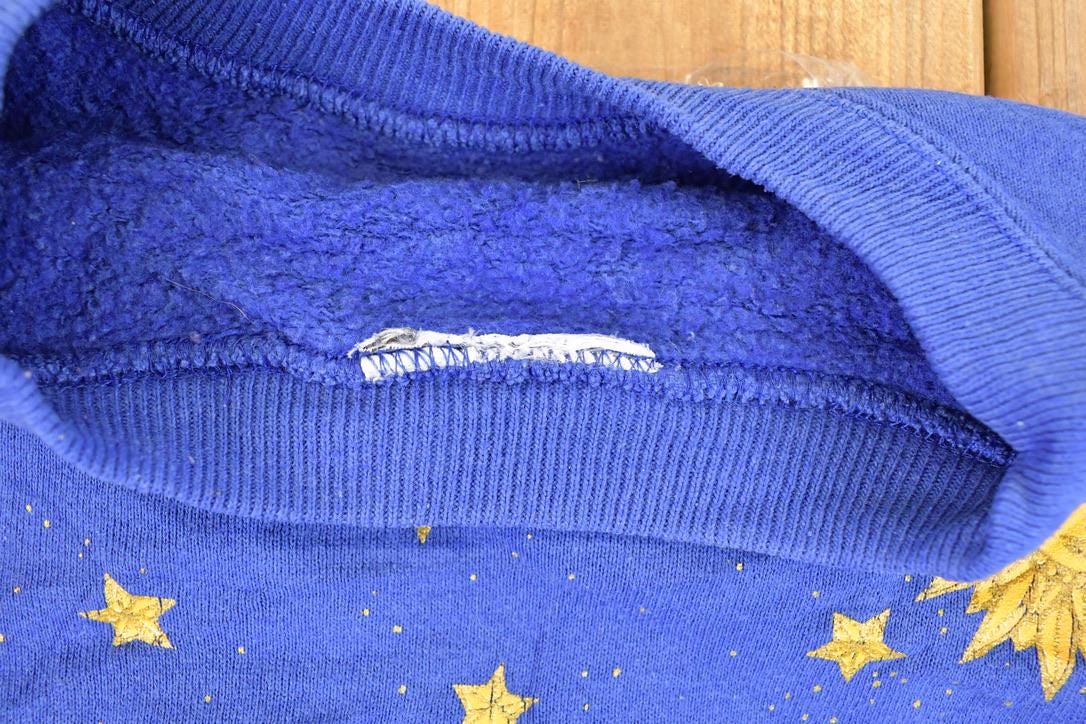 Vintage 1990s Sun and Moon Souvenir Crewneck Sweatshirt Women's L from propervintagecanada