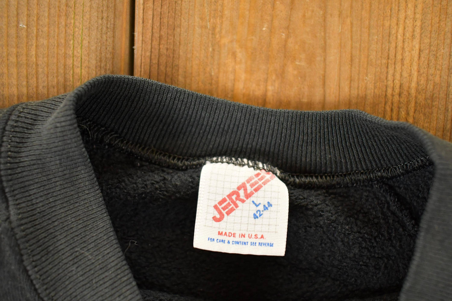 Vintage 1990s Sunset Bay Mission Lake Crewneck Sweatshirt Men's M from propervintagecanada