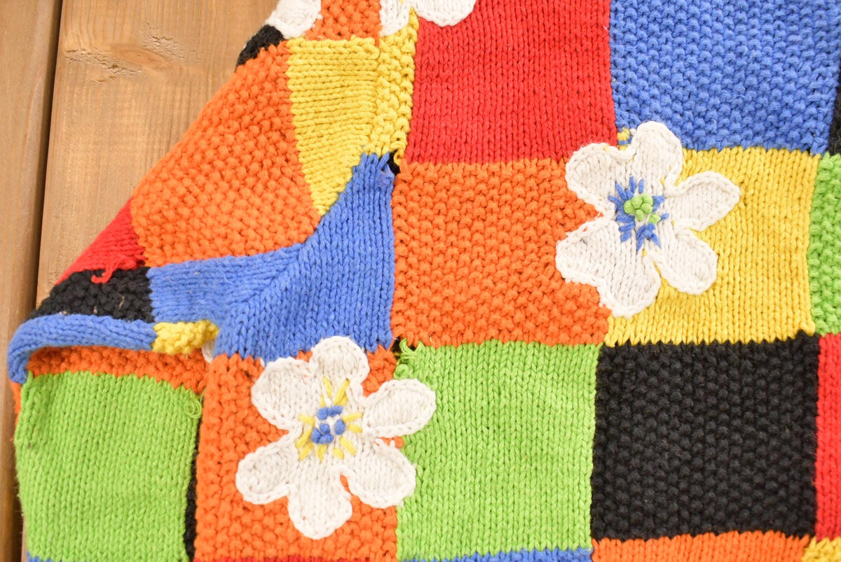Vintage 1990s Susan Bristol Floral Knit Cardigan Sweater Women's L from propervintagecanada