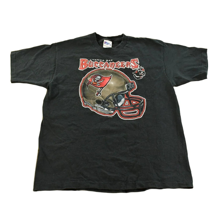 Vintage 1990s Tampa Bay Buccaneers NFL T-Shirt Men's Large from propervintagecanada