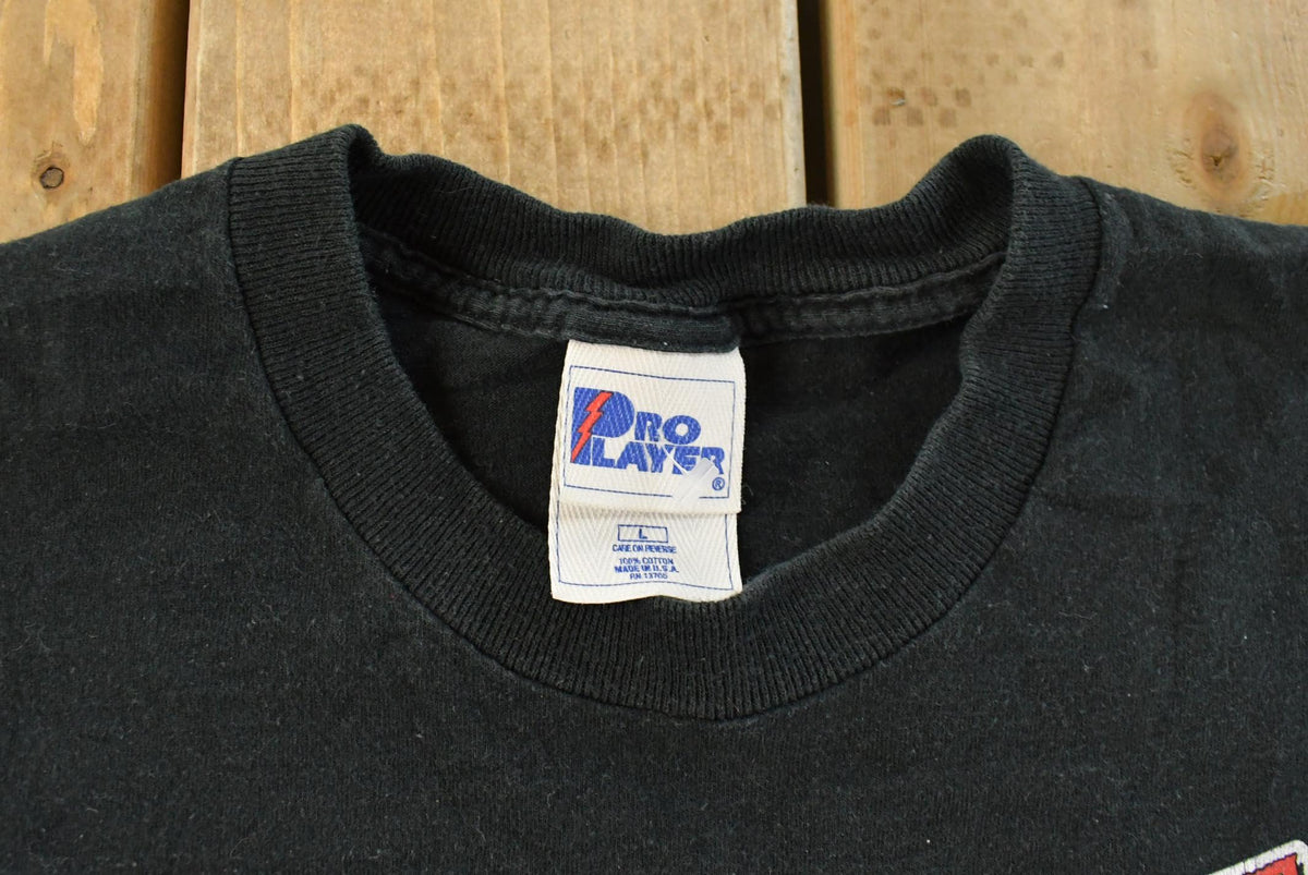 Vintage 1990s Tampa Bay Buccaneers NFL T-Shirt Men's Large from propervintagecanada