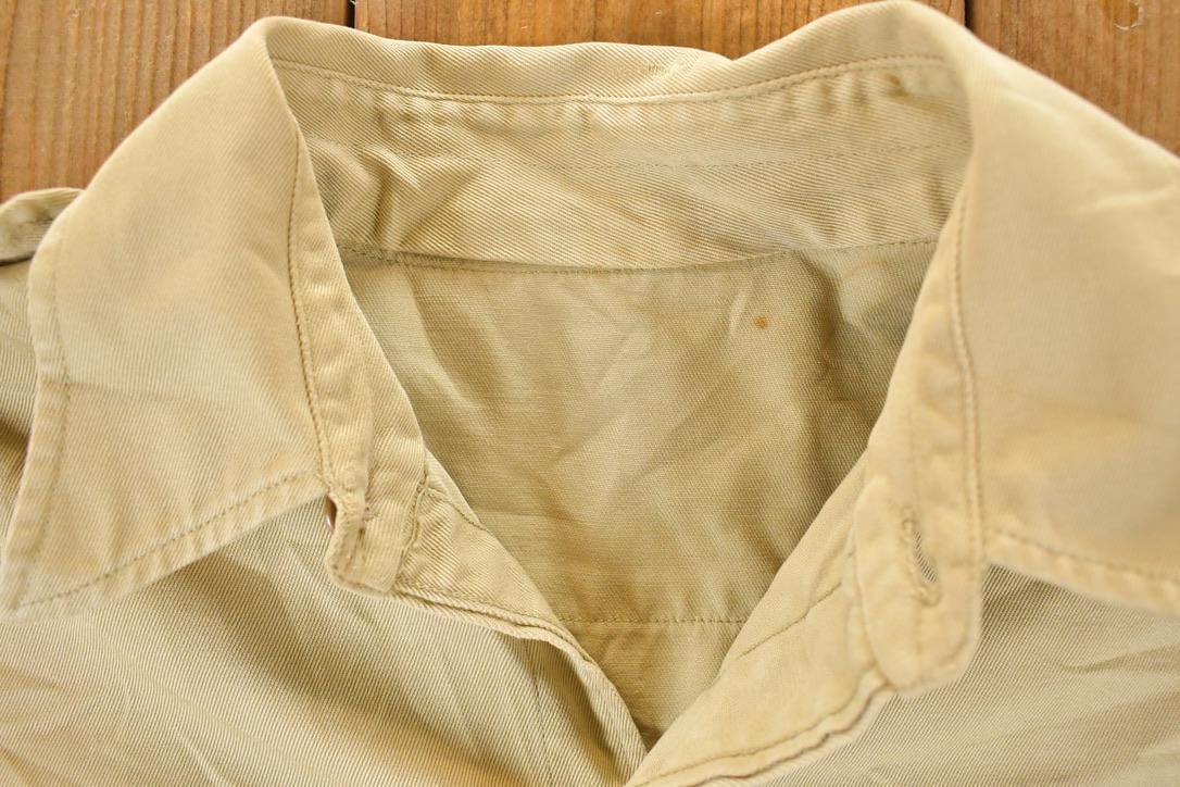 Vintage 1990s Tan Heavy Cotton Button Up Shirt Mens M from propervintagecanada