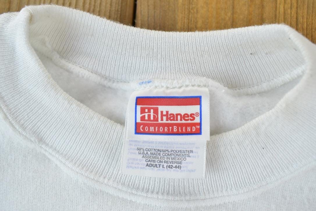 Vintage 1990s Teacher Bee Someone Special Crewneck Sweatshirt Made In USA Men's Large from propervintagecanada