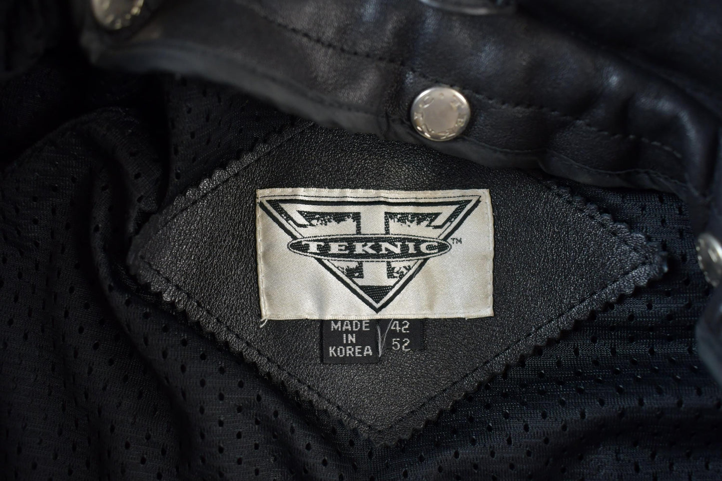 Vintage 1990s Teknic Heavy Padded Leather Biker Motorcycle Jacket from propervintagecanada