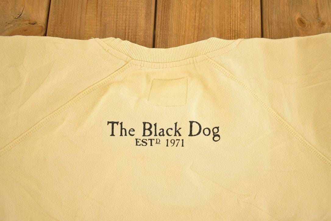 Vintage 1990s The Black Dog Souvenir Crewneck Sweatshirt Women's S from propervintagecanada