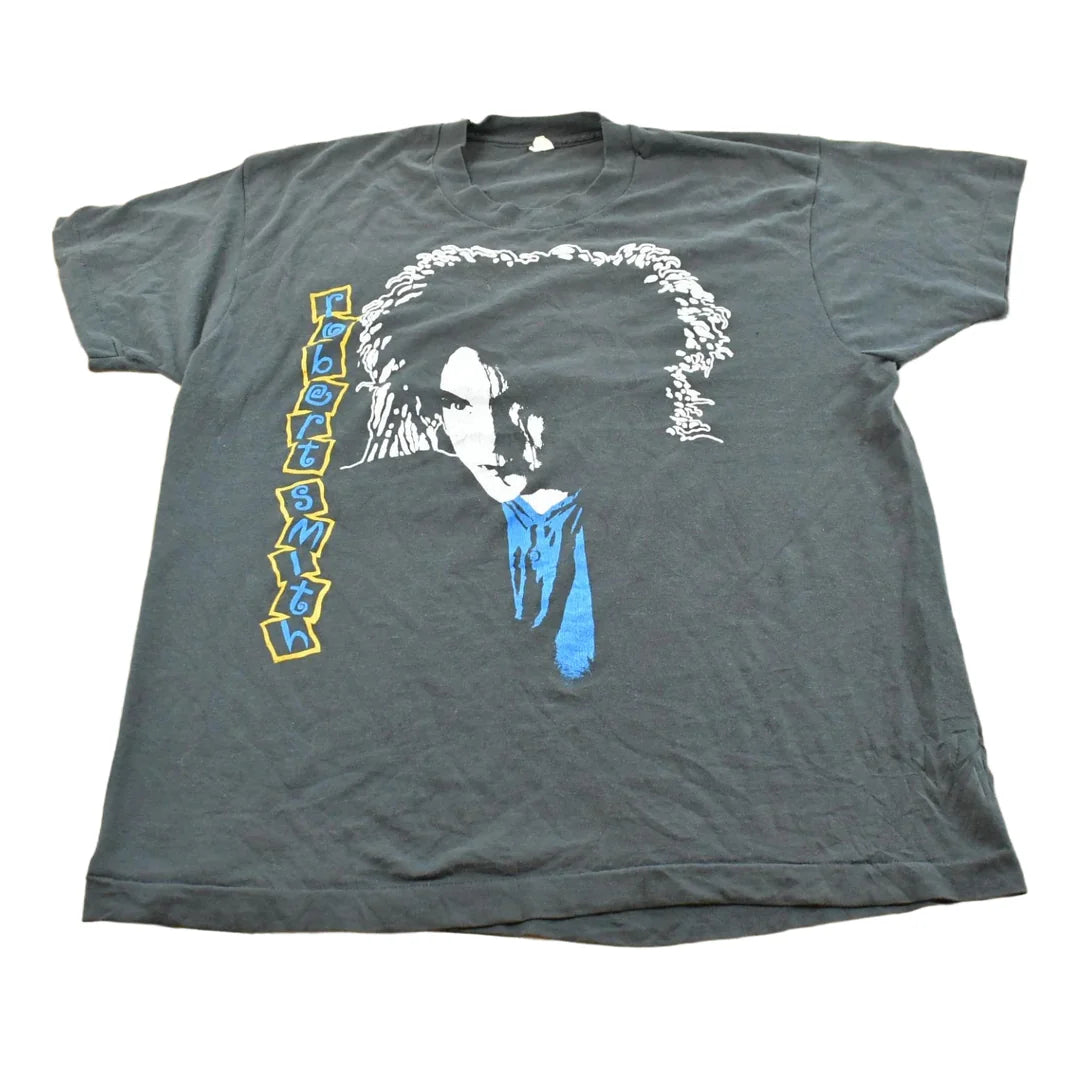 Vintage 1990s The Cure Robert Smith Band Rock Concert T-shirt Men's L from propervintagecanada