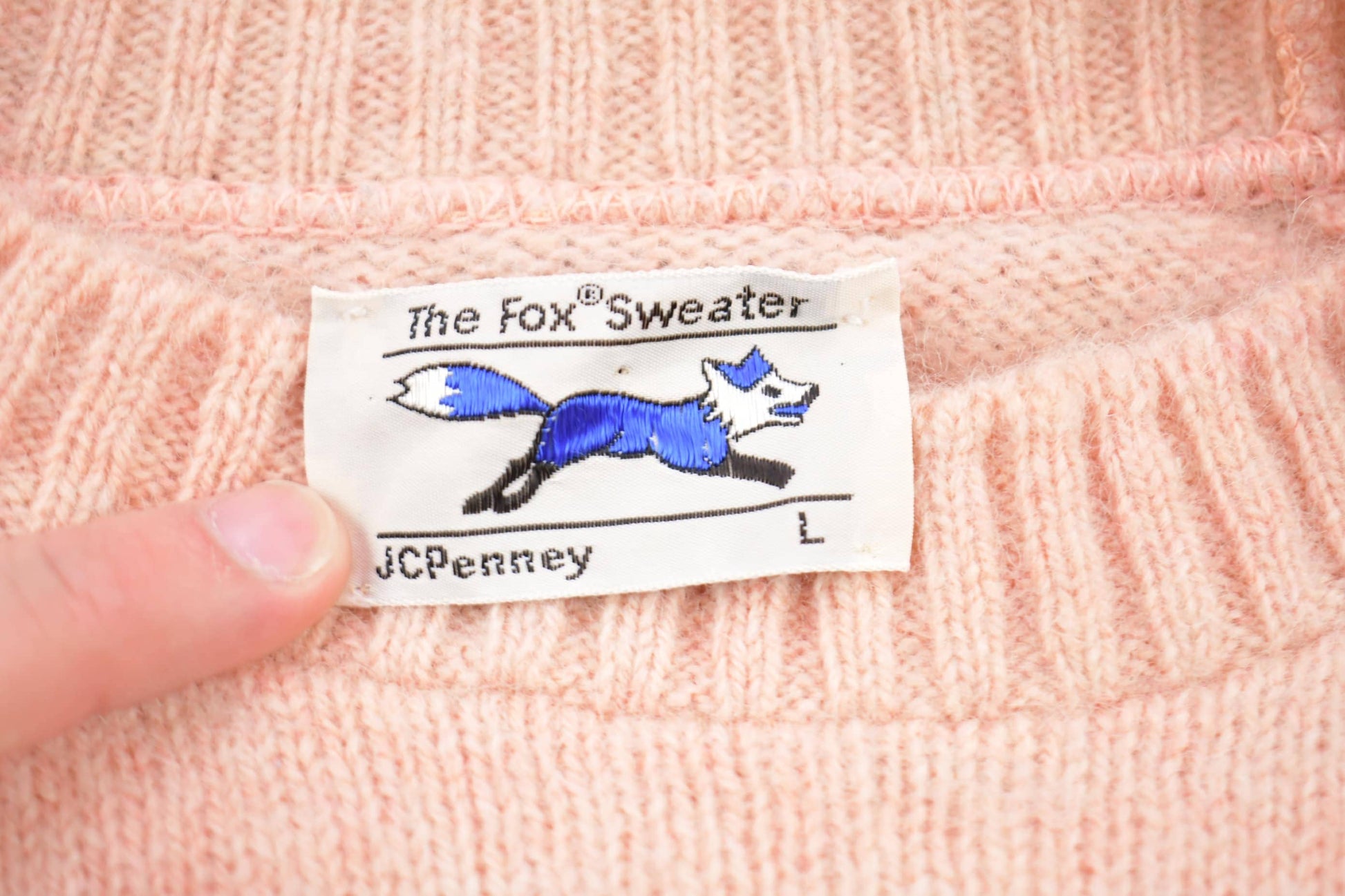 Vintage 1990s The Fox Sweater Pink Knitted Crewneck Sweater Women's M from propervintagecanada