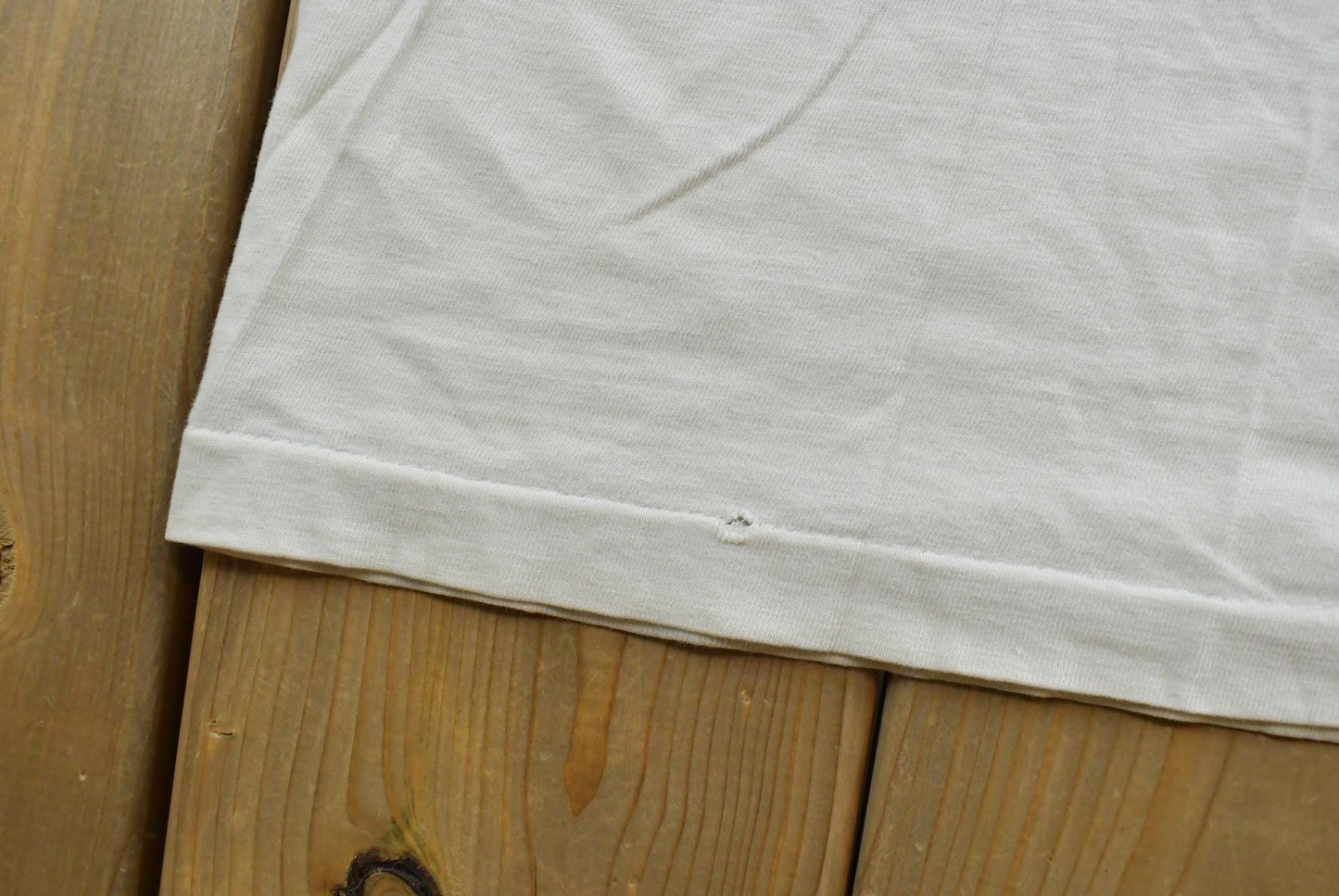 Vintage 1990s The Garden of Two Cats French T-Shirt Men's 2XL from propervintagecanada