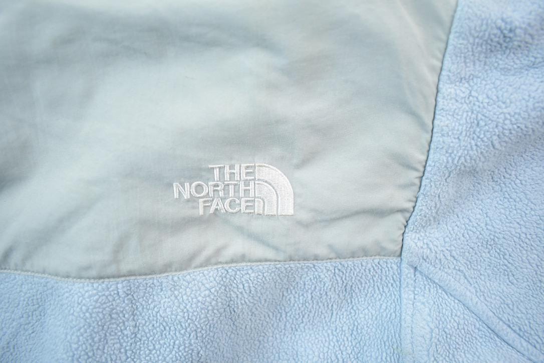 Vintage 1990s The North Face Baby Blue Fleece Sweater Women's Small from propervintagecanada