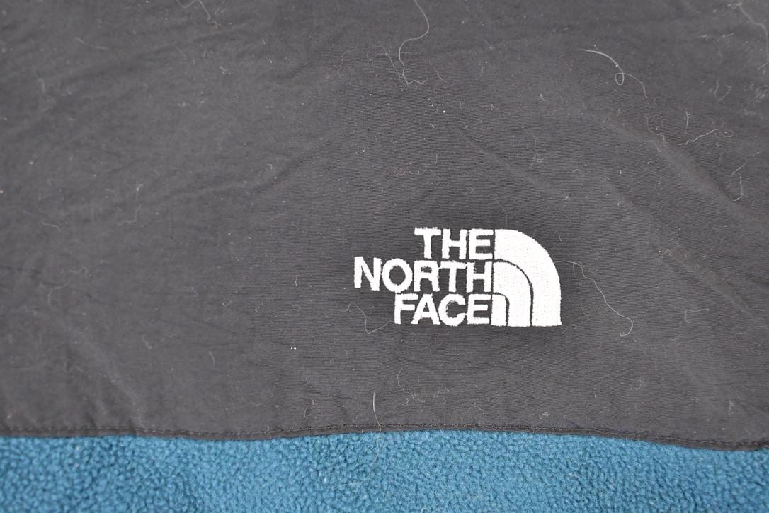 Vintage 1990s The North Face Fleece Outdoorsman Sweater Women's M from propervintagecanada