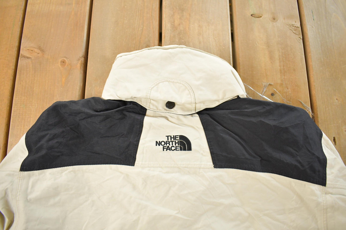 Vintage 1990s The North Face Hyvent Windbreaker Jacket Men's Small from propervintagecanada