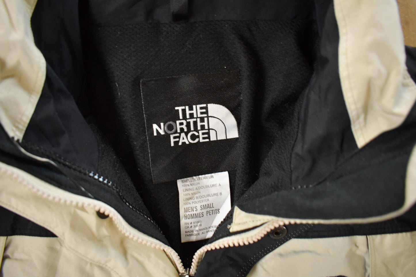 Vintage 1990s The North Face Hyvent Windbreaker Jacket Men's Small from propervintagecanada