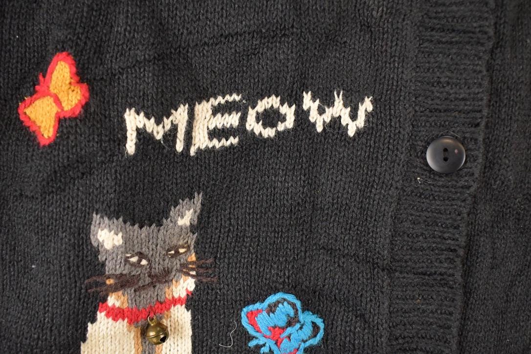 Vintage 1990s The Quacker Factory AOP Embroidered Cat Knit Cardigan Sweater Women's XL from propervintagecanada