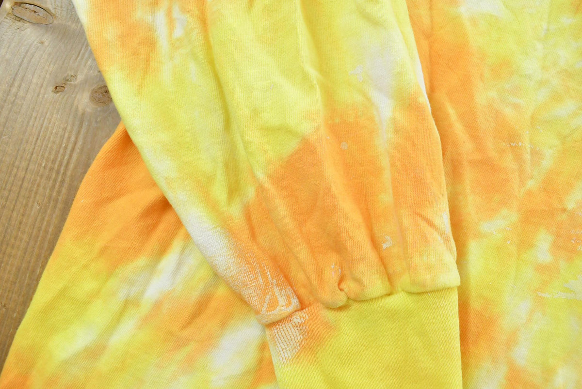 Vintage 1990s Tie Dye Yellow Long Sleeve T-Shirt Mens L from propervintagecanada
