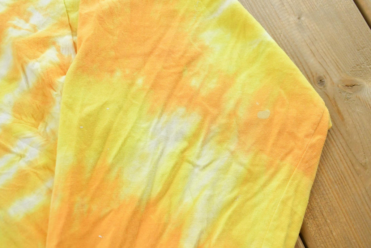 Vintage 1990s Tie Dye Yellow Long Sleeve T-Shirt Mens L from propervintagecanada