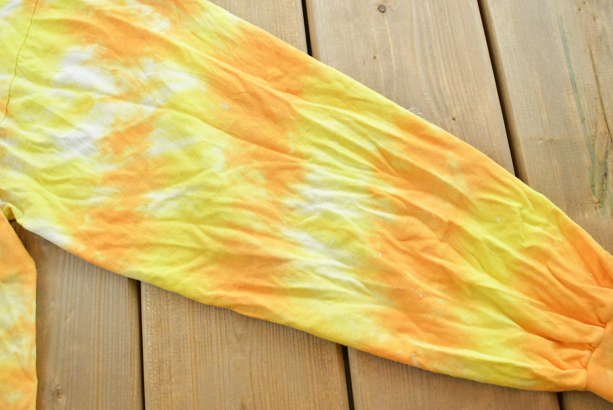 Vintage 1990s Tie Dye Yellow Long Sleeve T-Shirt Mens L from propervintagecanada