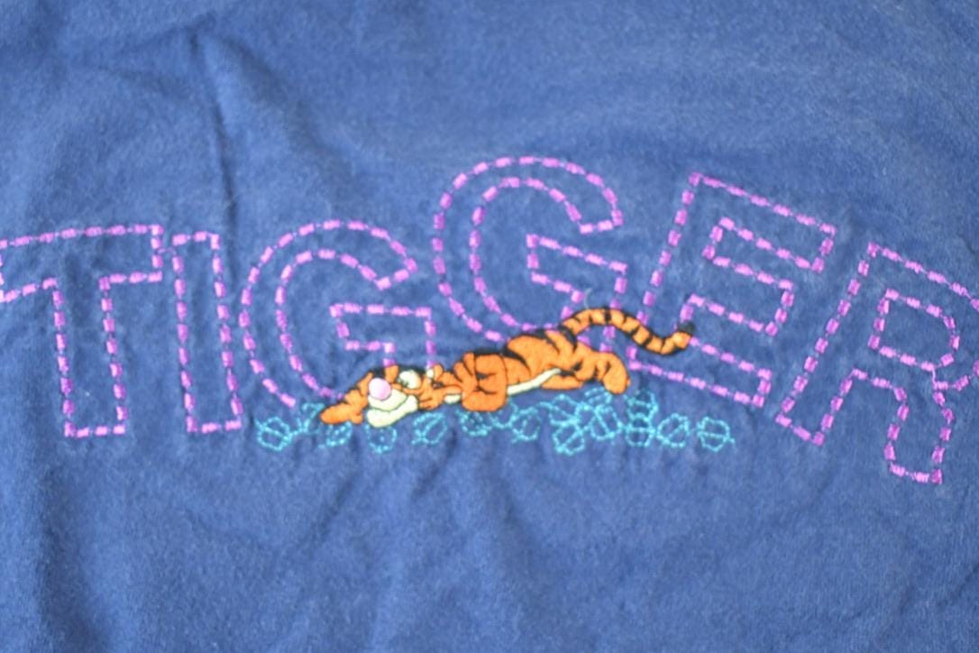Vintage 1990s Tigger Pooh Disney Cartoon Promo T-Shirt Men's XL from propervintagecanada