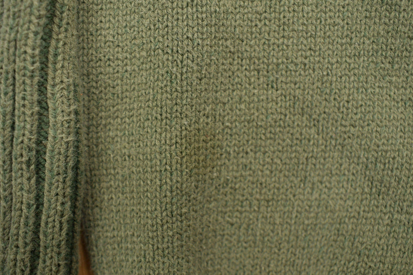Vintage 1990s Timberland Army Green Knit Crewneck Sweatshirt Men's Large from propervintagecanada