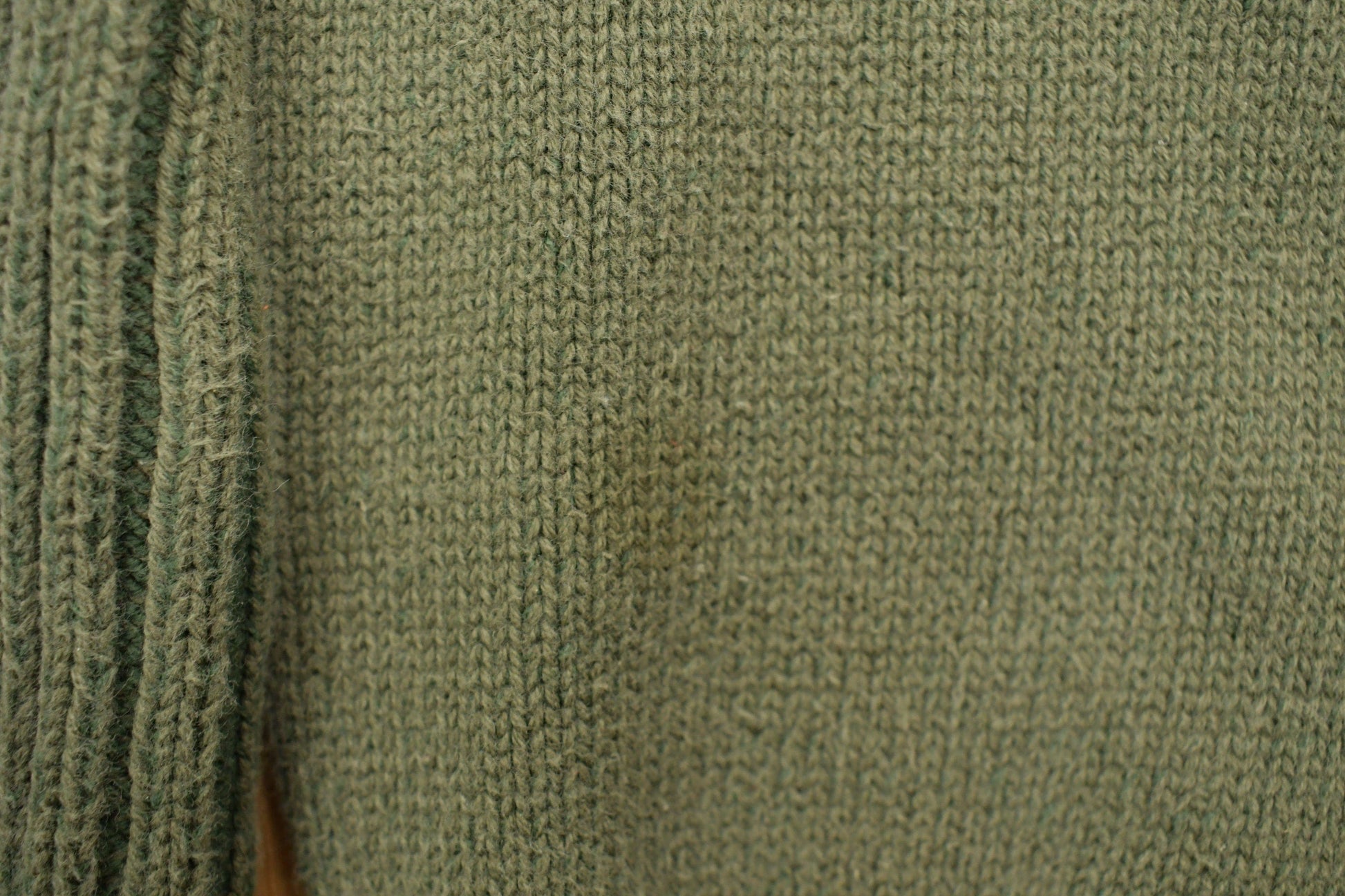 Vintage 1990s Timberland Army Green Knit Crewneck Sweatshirt Men's Large from propervintagecanada