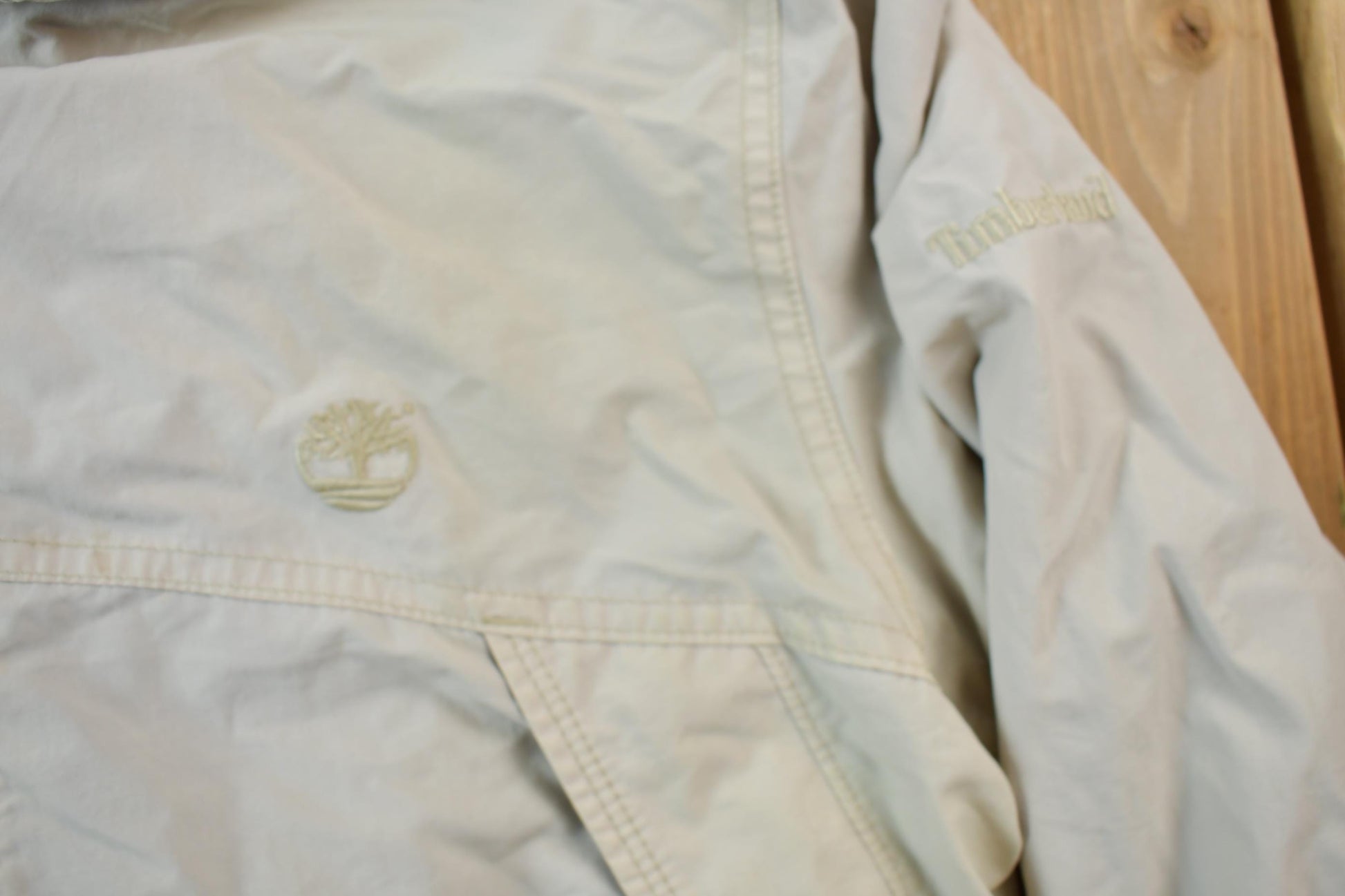 Vintage 1990s Timberland Full Zip Insulated Windbreaker Jacket Men's Medium from propervintagecanada