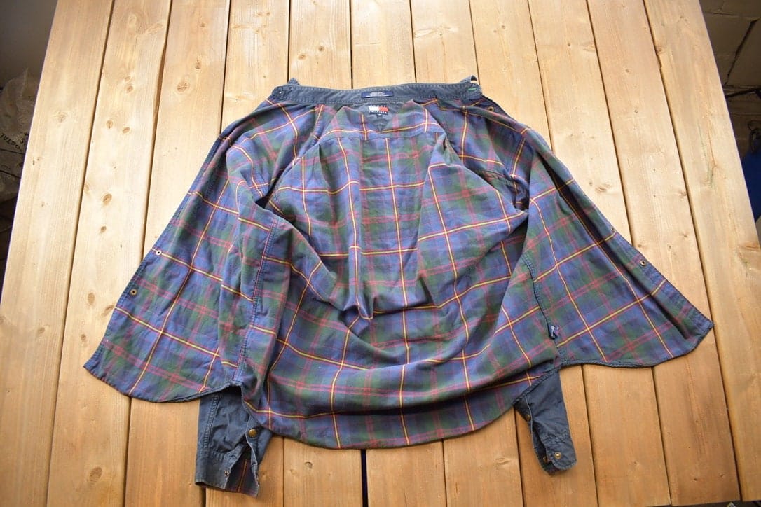 Vintage 1990s Tommy Hilfiger Button Up Shirt Men's Large from propervintagecanada