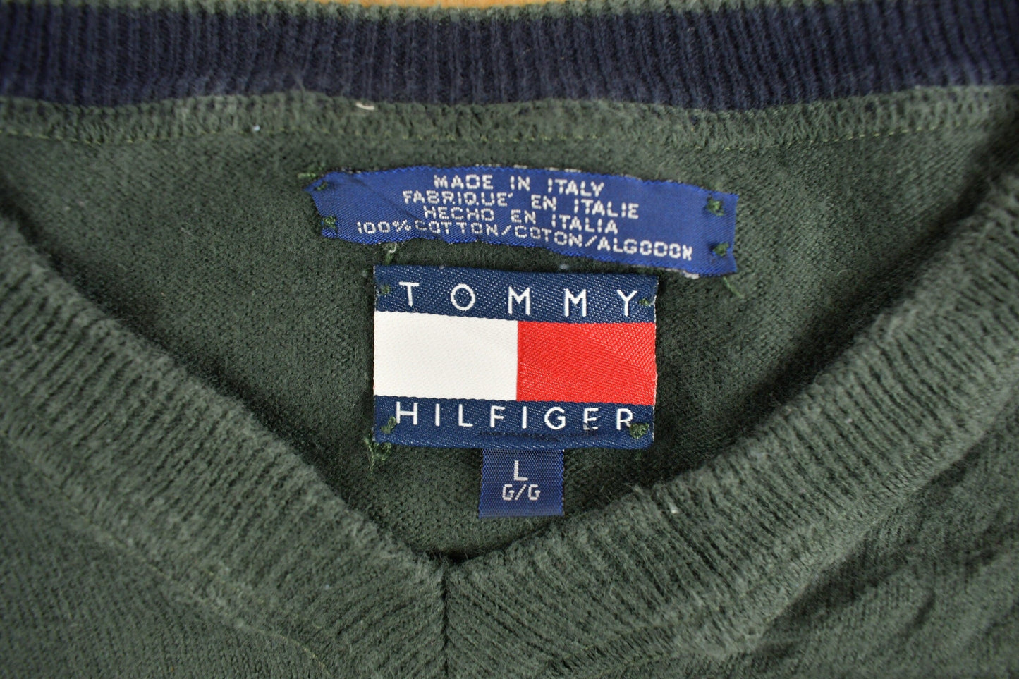 Vintage 1990s Tommy Hilfiger Crewneck Sweatshirt Men's Large from propervintagecanada