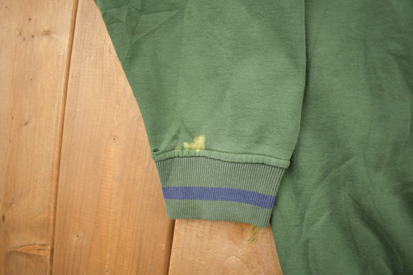 Vintage 1990s Tommy Hilfiger Embroidered Crewneck Sweatshirt from propervintagecanada