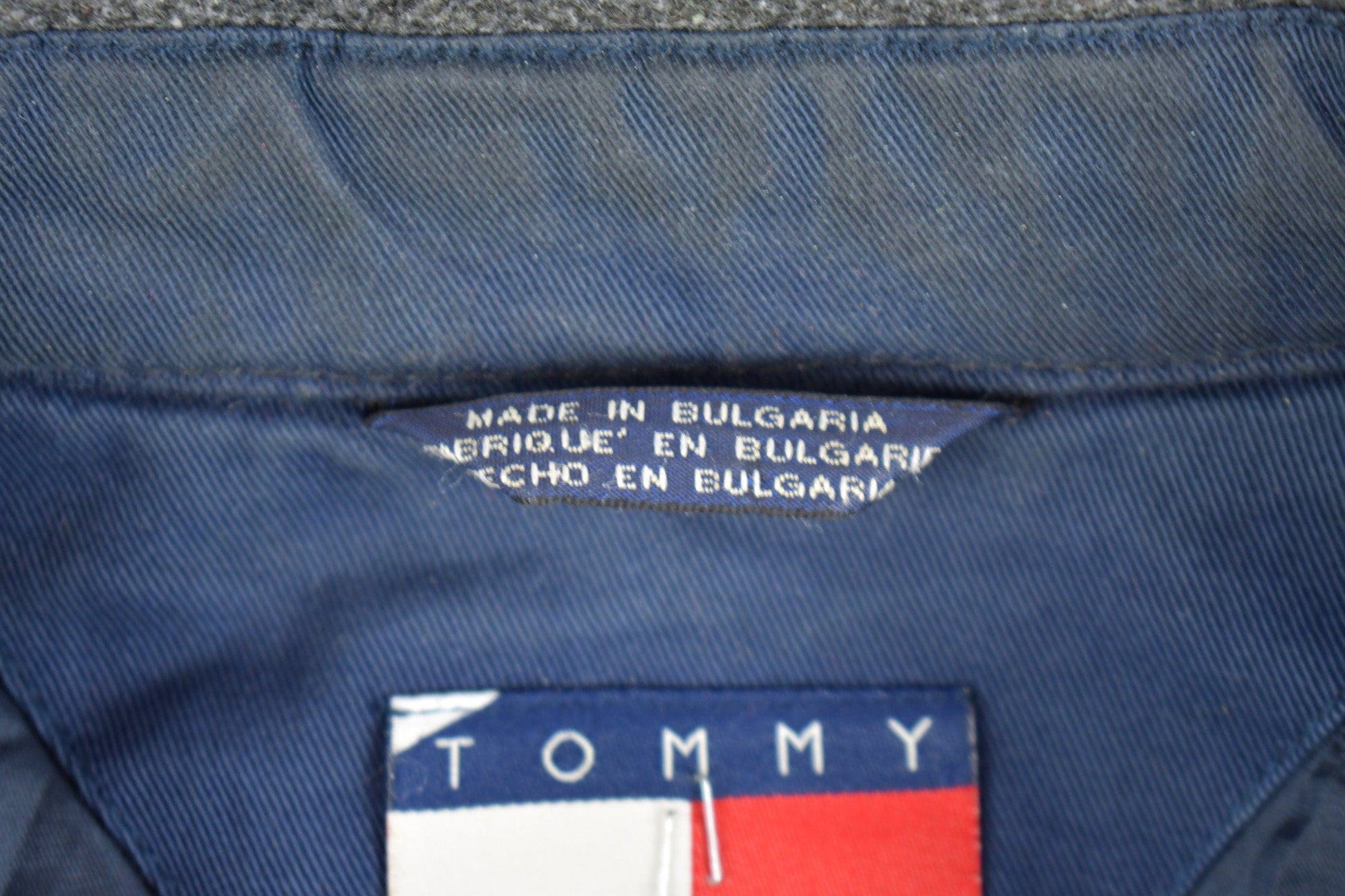 Vintage 1990s Tommy Hilfiger Embroidered Fleece Jacket Men's XL from propervintagecanada