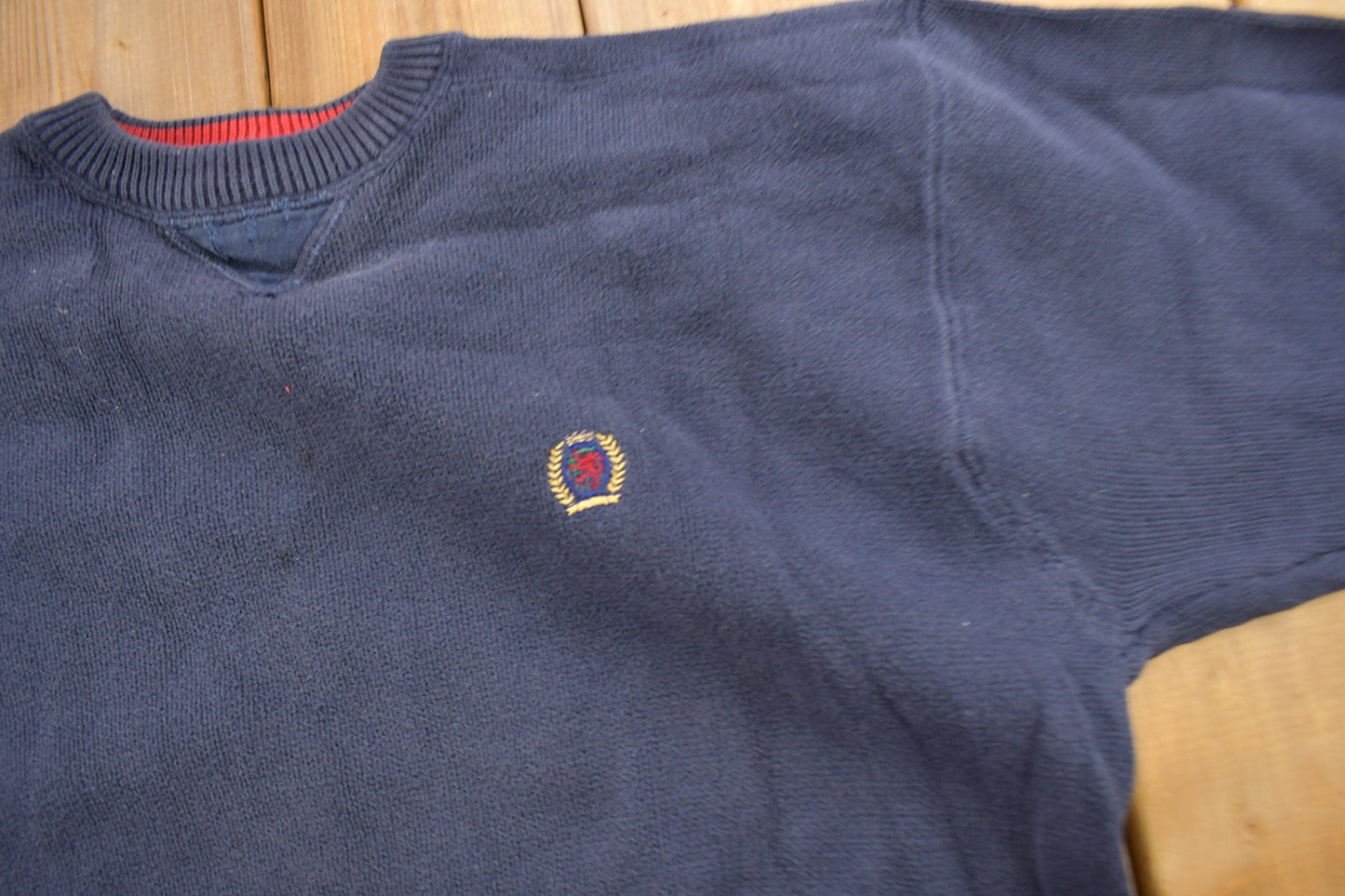 Vintage 1990s Tommy Hilfiger Embroidered Knit Sweater Men's Large from propervintagecanada