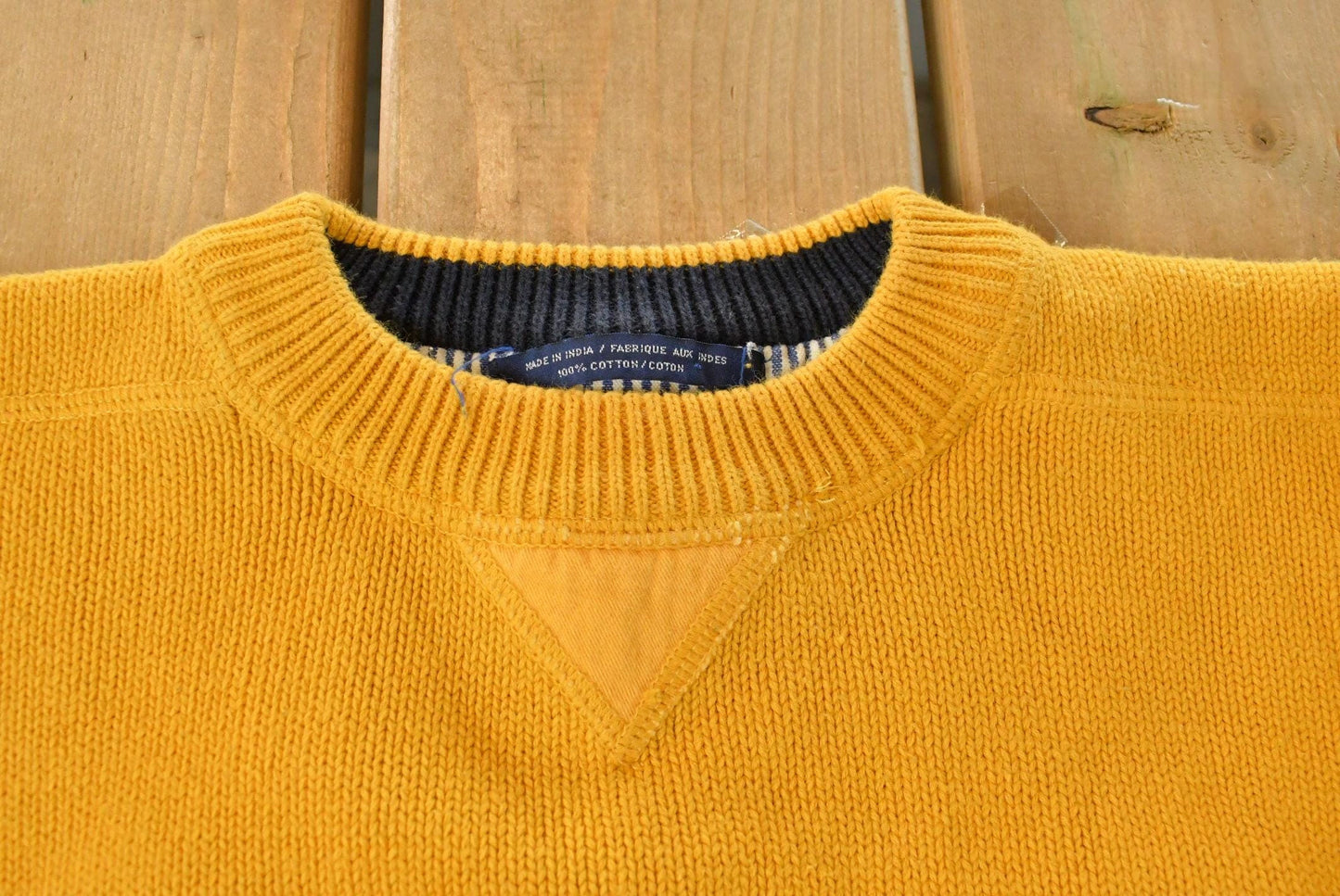 Vintage 1990s Tommy Hilfiger Embroidered Knit Sweater Men's XL from propervintagecanada