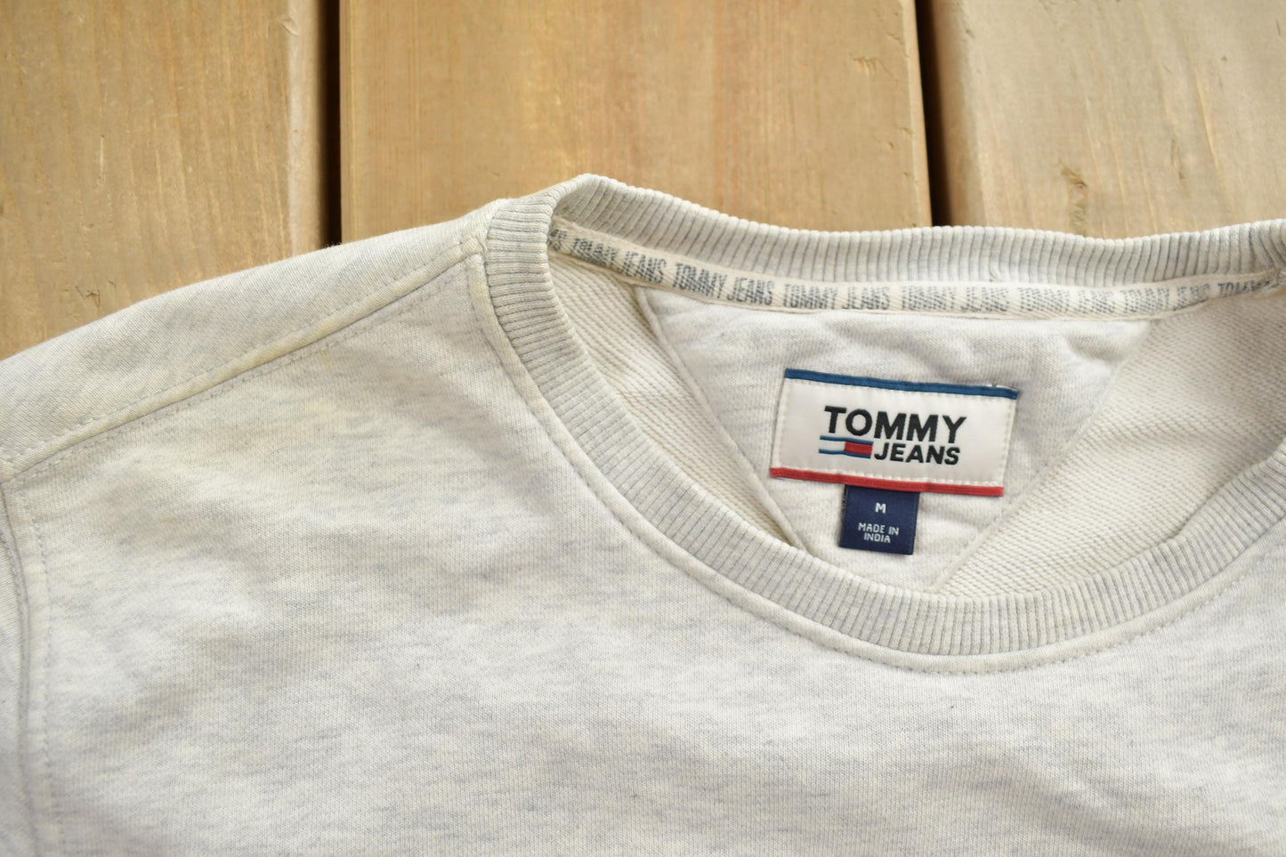 Vintage 1990s Tommy Jeans Crewneck Sweatshirt Women's M from propervintagecanada