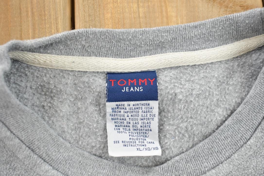 Vintage 1990s Tommy Jeans Fleece Sweater Men's XL from propervintagecanada