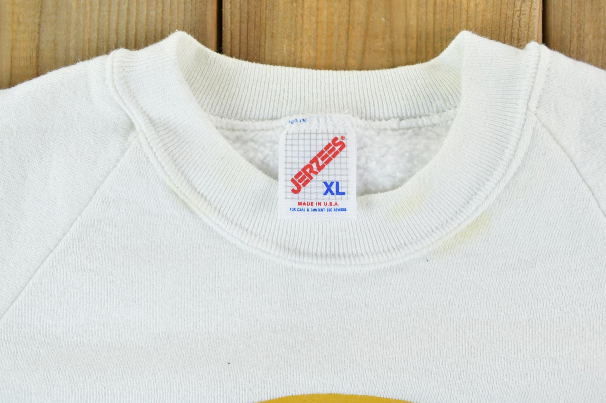 Vintage 1990s Tony Packo's Cafe Souvenir Crewneck Sweatshirt Men's XL from propervintagecanada