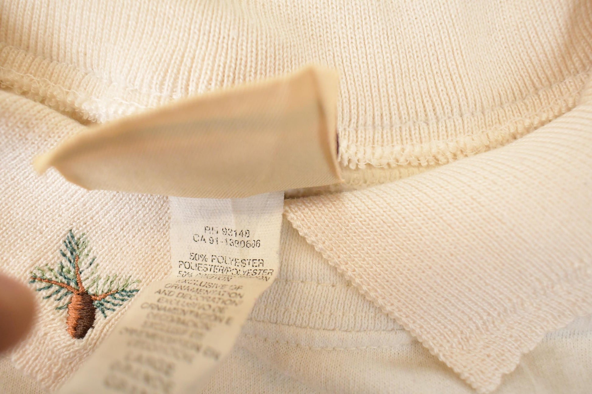 Vintage 1990s Top Stitch Embroidered Deer Graphic Print Collared Sweatshirt Womens L from propervintagecanada